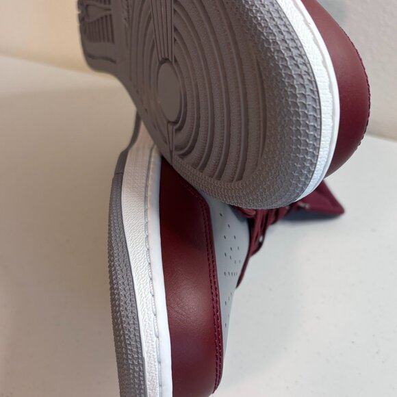 Nike Air Jordan 1 Mid Cherrywood Red White Men\'s size 13 NEW in BOX DQ8426-615